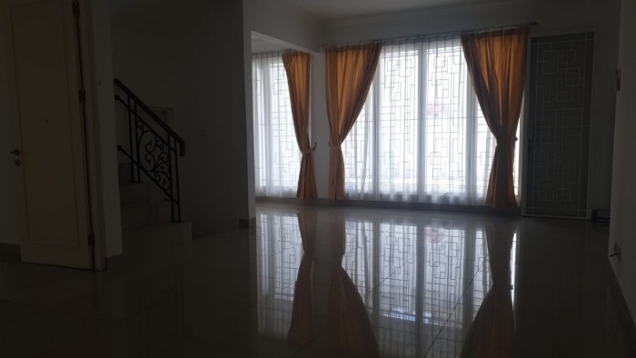 Rumah Dijual di Cluster Greenwood Lippo Cikarang